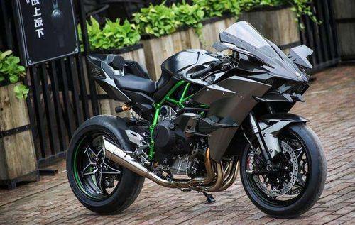 国产h2机车细节视频播放,性能与工艺的完美融合-第1张图片-亚洲高清影视网