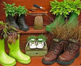 国产男款雨靴测评视频,防水舒适,性价比之选-第3张图片-亚洲高清影视网 国产男款雨靴测评视频,防水舒适,性价比之选-第3张图片-亚洲高清影视网