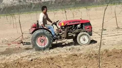 国产耕地拖拉机视频,高效农业机械化新篇章-第1张图片-亚洲高清影视网 国产耕地拖拉机视频,高效农业机械化新篇章-第1张图片-亚洲高清影视网