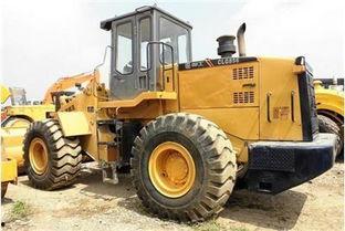 国产大型装载机干活视频,国产大型装载机高效作业现场实况展示-第2张图片-亚洲高清影视网