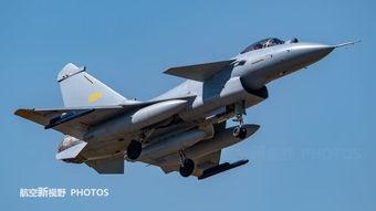 国产歼二零飞机飞行视频,国产战机的卓越飞行展示-第1张图片-亚洲高清影视网 国产歼二零飞机飞行视频,国产战机的卓越飞行展示-第1张图片-亚洲高清影视网